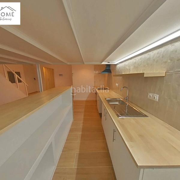 Foto a2dc467c-c562-456a-a9de-374542abe8cc. Business premise with heating in La Marina del Port Barcelona