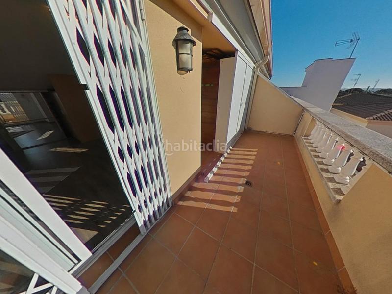 Foto 0d77fb90-ad9d-4bd6-a2a1-687578ac6814. Reihenhaus mit heizung parking in La Collada-Sis Camins Vilanova i la Geltrú