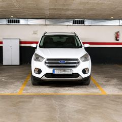 Aparcament cotxe a Calle ,35 35. Párking en la ciudad de la justicia coche y moto