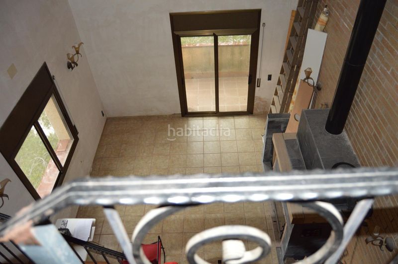 Foto 4bf8366b-f46c-457a-99ed-f4891f2094ee. Casa amb aparcament a Torrelles de Llobregat