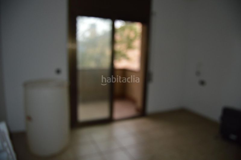 Foto 7cb01dd6-55ec-4e1b-89f1-a8a66b4c2c5b. Casa amb aparcament a Torrelles de Llobregat