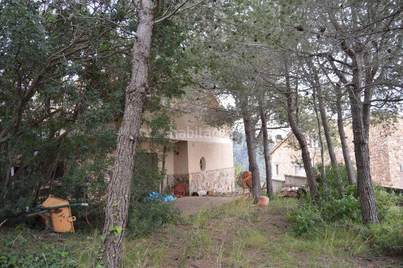 Foto 7e837f55-0e43-45eb-acd5-a411ced352ba. Casa amb aparcament a Torrelles de Llobregat