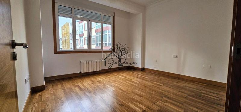 Foto daa1fb07-7aff-4e5a-882b-bc16af7ead09. Etagenwohnung mit heizung in A Gándara Narón