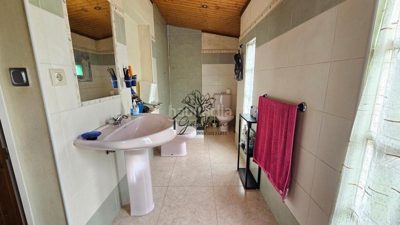 Foto 21758b8b-c64c-4f15-933b-2afe061175de. House with heating parking in Sedes - Pedroso - Doso Narón