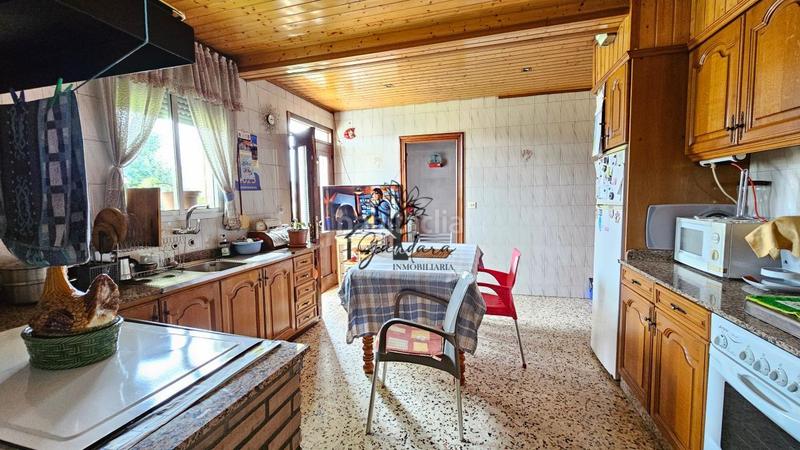 Foto 3f20905a-dfe7-41bc-aa48-cbd05bfd2ccc. House with heating parking in Sedes - Pedroso - Doso Narón