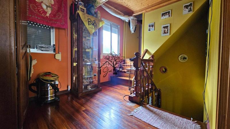 Foto b1e1b356-829d-43a9-baa0-a54533afa316. House with heating parking in Sedes - Pedroso - Doso Narón