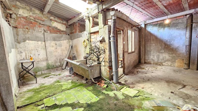 Foto 2e3dee4b-b49b-46f9-9f95-be3495749aac. Casa adossada a A Malata - Catabois - Ciudad Jardín Ferrol