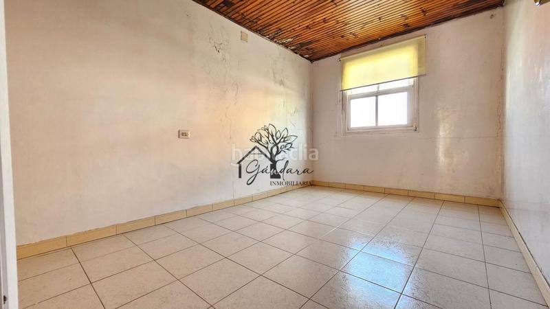 Foto 552652fc-2184-4d85-99e1-5ec29932dbf4. Casa adossada a A Malata - Catabois - Ciudad Jardín Ferrol