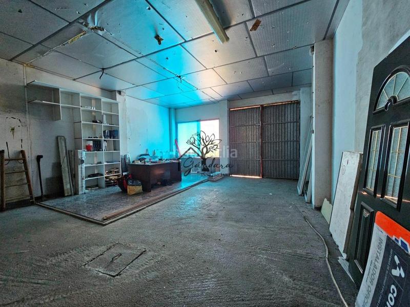 Foto 464db3a8-226b-4eae-b59f-7cba740a452a. Local comercial en A Malata - Catabois - Ciudad Jardín Ferrol