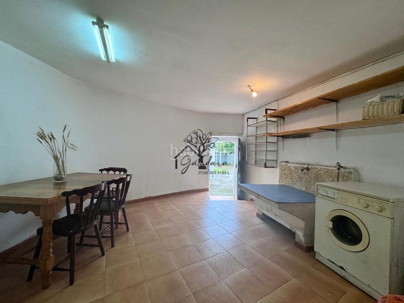 Foto ae5c9215-6437-458a-b267-f22089bd3f77. Casa adossada a Área Rural Ferrol