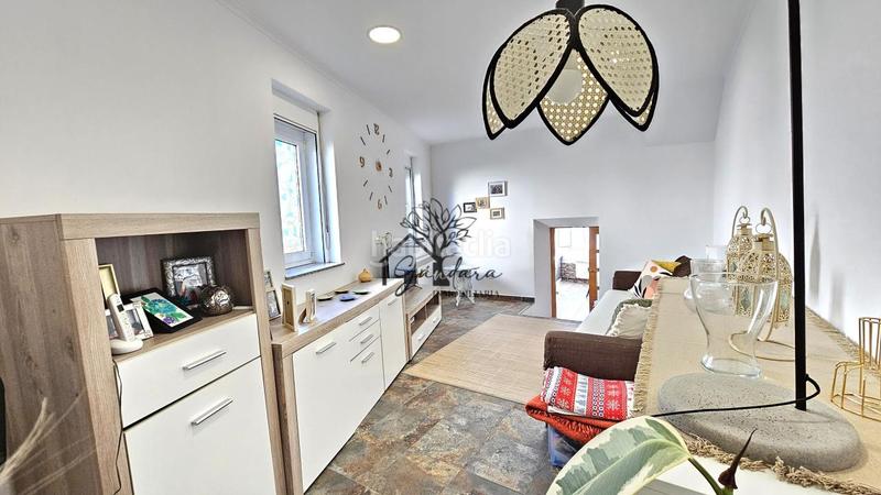 Foto 81a04654-8703-45e5-b537-5f2ff80e04e1. Casa con riscaldamento parcheggio in A Gándara Narón