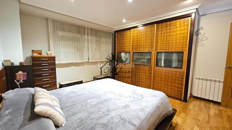 Foto c42b5b98-b02b-4904-b598-dcd0a57387a9. Appartamento con riscaldamento in A Malata - Catabois - Ciudad Jardín Ferrol