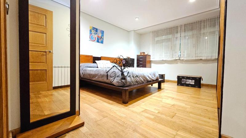 Foto 8cbd5a42-3219-4439-a138-fc67f21cf1a5. Appartement avec chauffage dans A Malata - Catabois - Ciudad Jardín Ferrol