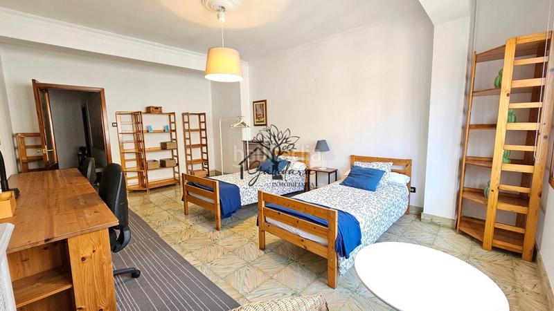 Foto 7c43afcc-616a-4fe6-99e7-a9a55cad06b0. Location appartement avec chauffage dans Esteiro Ferrol