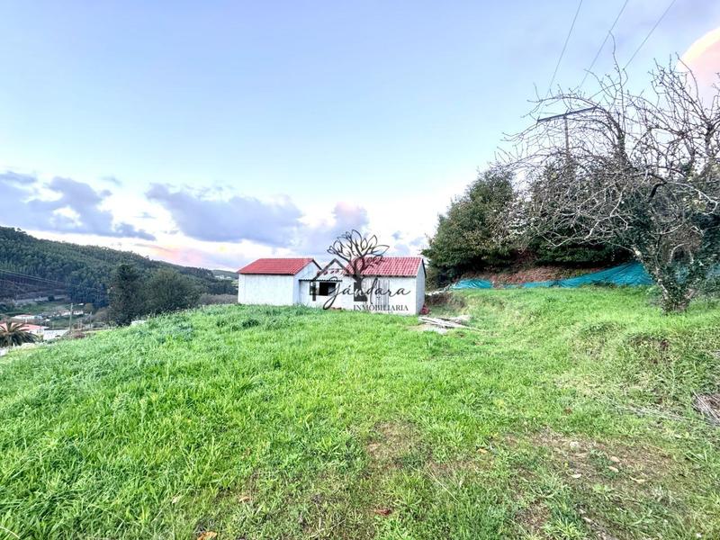 Foto 50b7e878-c1e2-4f9b-bf8e-79c15bd70011. Terreny residencial a Valdoviño