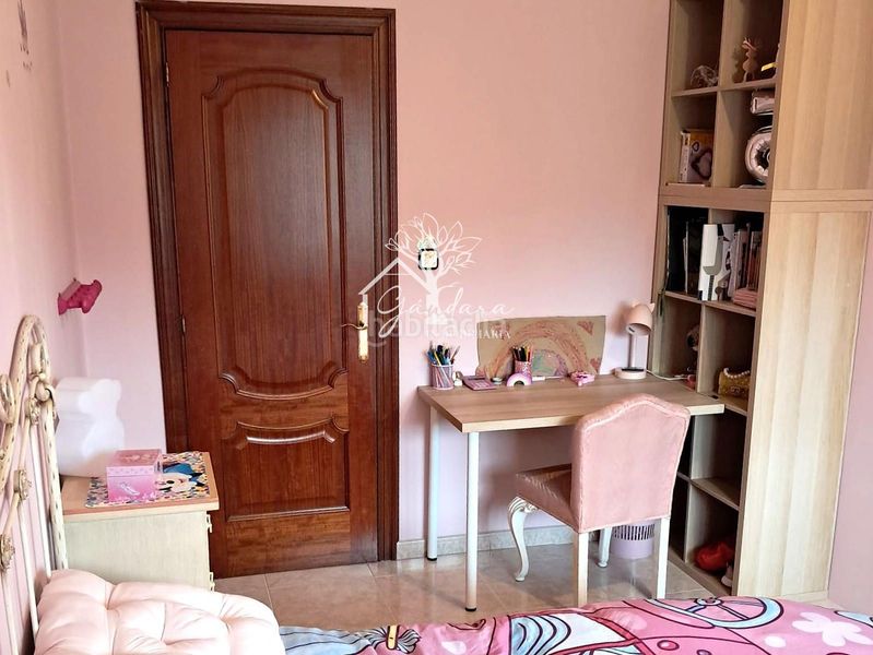 Foto d86d2083-9248-4e34-af59-43d2fe263866. Casa amb calefacció a O Feal - Xubia Narón
