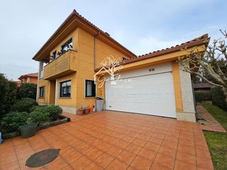 Casa a A Malata - Catabois - Ciudad Jardín