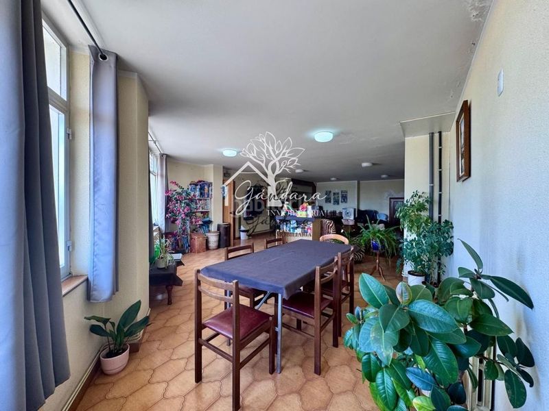 Foto 1729ba7f-75fc-4128-9a26-f1560853000c. Edifici a Neda