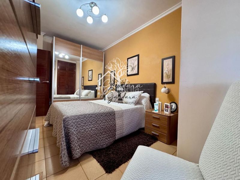 Foto 40cff697-6d8f-46c6-802d-117908e7b29d. Edifici a Neda