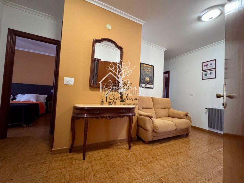 Foto 675e511e-25d7-4dea-9ca3-6aba3ca3fdf7. Edifici a Neda
