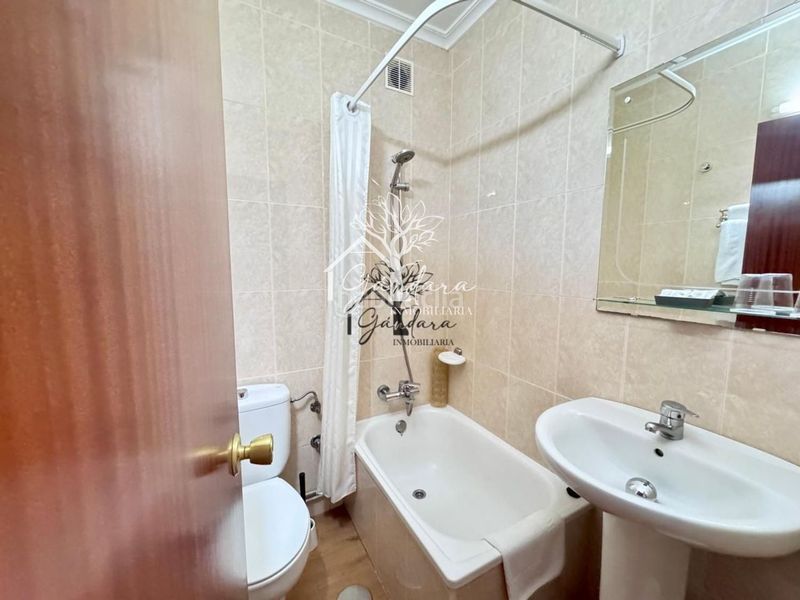 Foto 9670537e-2acc-4e49-b4fa-64985e63dd9b. Edifici a Neda