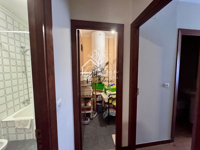 Foto 9c38a892-0fa0-448b-a546-c764f63059ea. Edifici a Neda