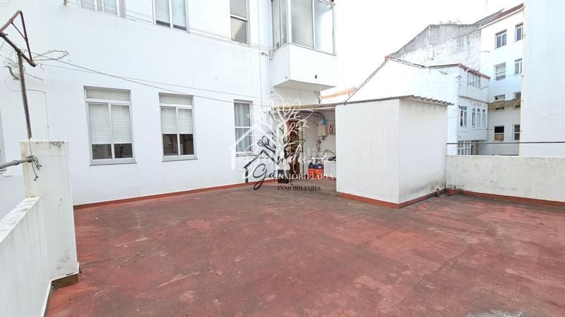 Foto a885e6d3-5b9f-46e2-9c73-92c9b6861449. Edificio in Zona Ultramar Ferrol