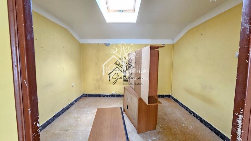 Foto f0cf3c91-9159-419a-8715-902b1062ae12. Edificio in Zona Ultramar Ferrol