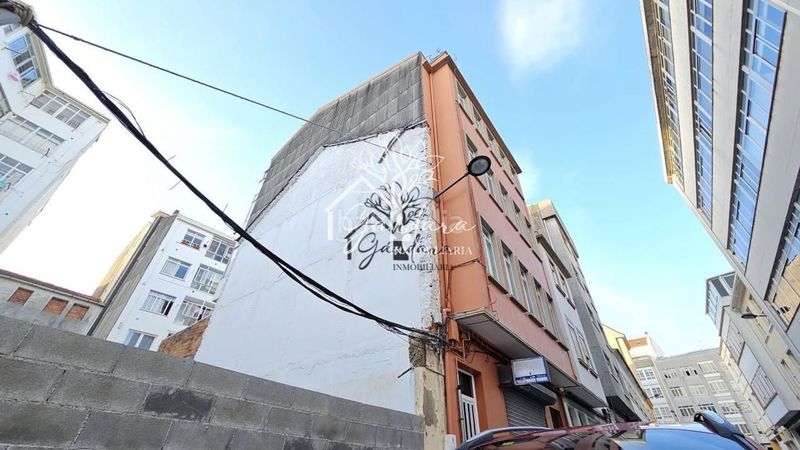 Foto f2f74f85-d805-4442-a7ea-c8da0707cf9b. Edificio in Zona Ultramar Ferrol