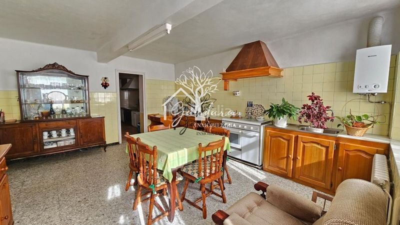 Foto 8c875fb2-3118-460d-8f16-9bd0a492d4d5. Casa amb calefacció aparcament a Área Rural Ferrol