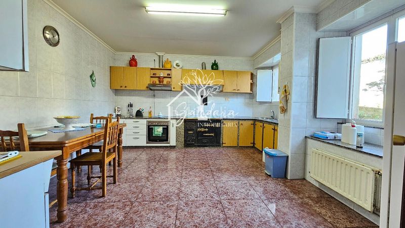 Foto 587f21f2-57c5-4fd0-9a60-66581d03e3d1. Casa amb calefacció aparcament a San Mateo - Castro - O Val Narón