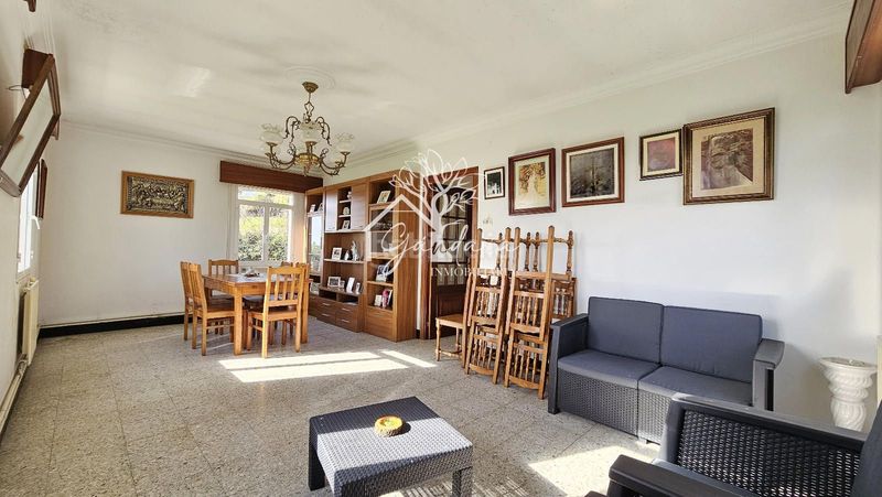 Foto cf5afc87-e894-4497-ae59-bd9b732dda4a. Casa amb calefacció aparcament a San Mateo - Castro - O Val Narón