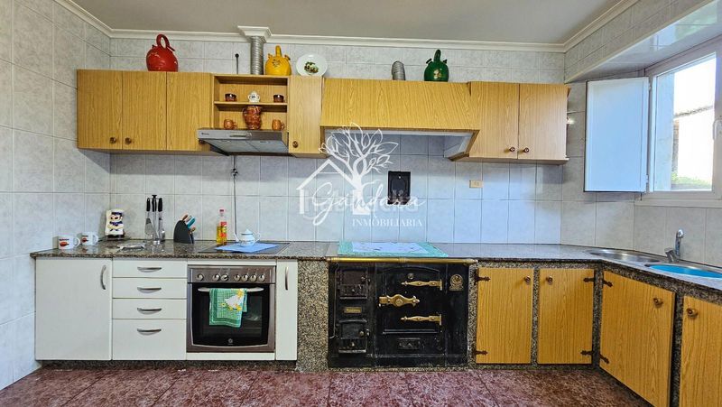 Foto d86c2990-6c61-4918-bb31-203f15271e98. Casa amb calefacció aparcament a San Mateo - Castro - O Val Narón