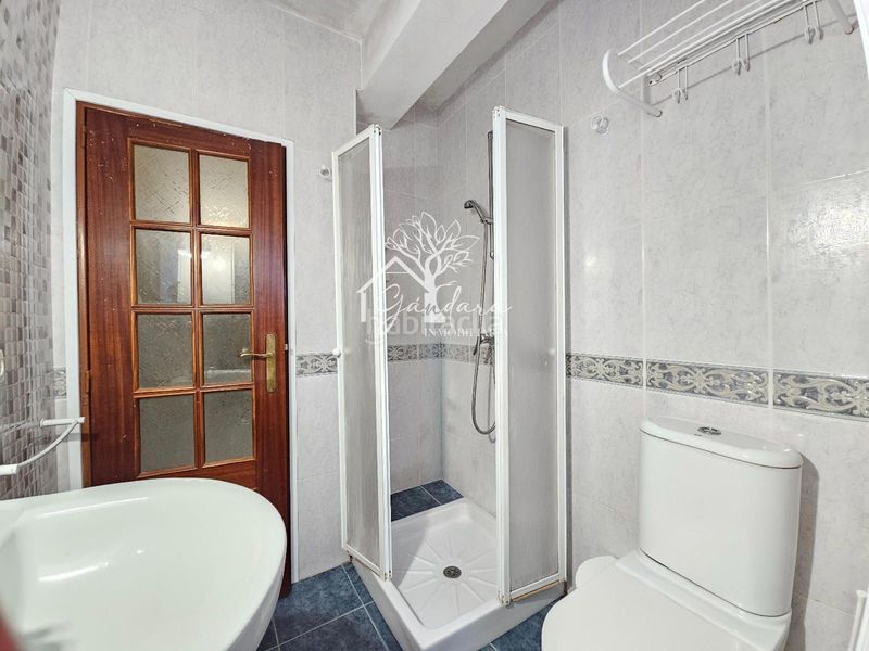 Foto c929875c-82a4-4ae9-b93d-5e5e318923c4. Pis amb calefacció a Caranza Ferrol