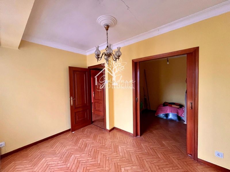 Foto 43c7525a-76ff-4775-ac68-8194e2b6166e. Pis a Centro Ferrol