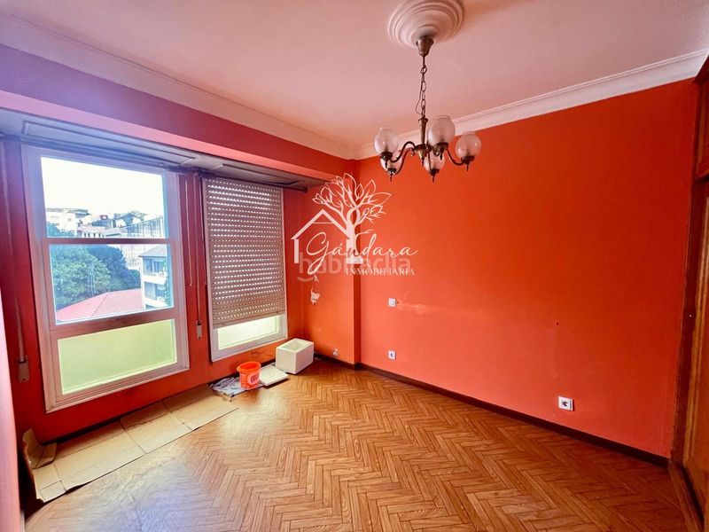Foto 9a69bad5-c4b1-434e-a7fe-2b7c8ace72c5. Pis a Centro Ferrol