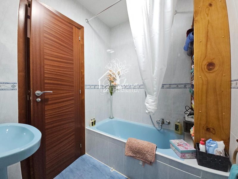 Foto 7a468719-8032-4b15-a389-dba1b2ba3a1a. Pis amb calefacció aparcament a Porta Nova Ferrol