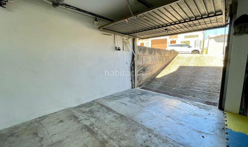 Foto df5f7e56-55c2-4b92-9c15-c68dcb277ca7. Casa adossada amb aparcament a Sa Cabaneta Marratxí