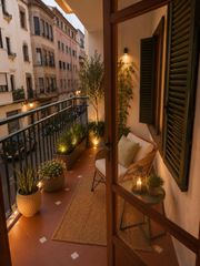 Apartament a Bons Aires. Piso con 3 patios privados en palma  500.000  para reformar o 61