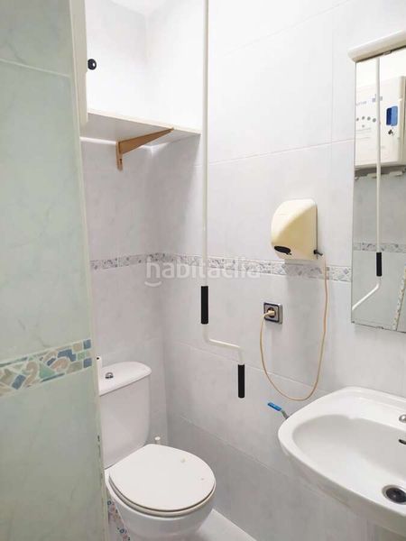 Foto 6ab5e36c-1169-4dd4-a9b2-e77b49a2f9a7. Local comercial a Centro Almería