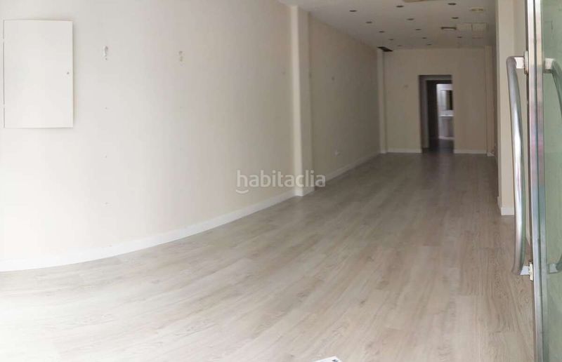 Foto b52973ee-3c9b-41a6-a856-236ef3361951. Local comercial a Centro Almería