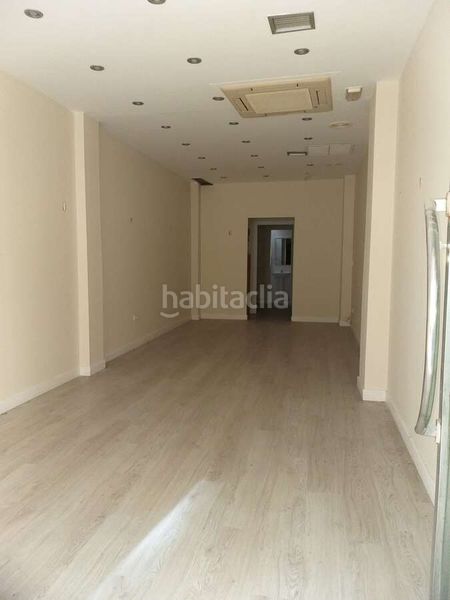Foto c15476e6-0101-415c-bcd0-67e0135b2b1f. Local comercial a Centro Almería