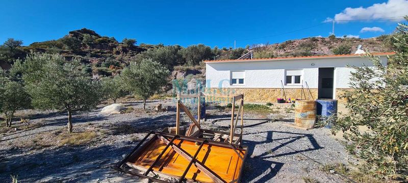 Foto 8001ae29-3e85-4c1a-9ad5-d2b1b810c1da. Finca rústica en Felix