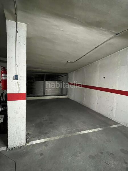 Foto 3ba3e2c3-f56e-4dc8-aa00-9f74746b7e62. Parking coche en San Luis Almería