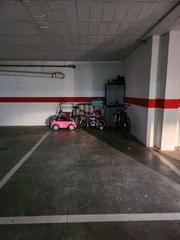 Parking coche en Roquetas pueblo