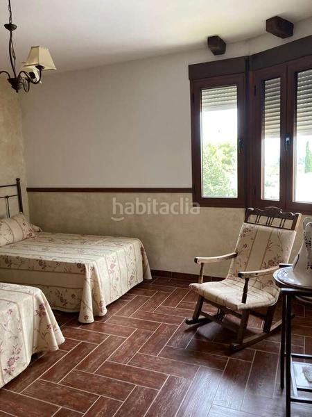 Foto 10ca6ca2-f2bd-440e-8c28-7f5d8a0cce0d. Chalet en Baza
