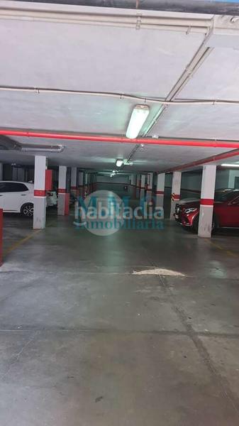 Foto a90deaa6-2e29-4f5a-89bc-e2195baa4c13. Aparcament cotxe a Aguadulce Sur Roquetas de Mar