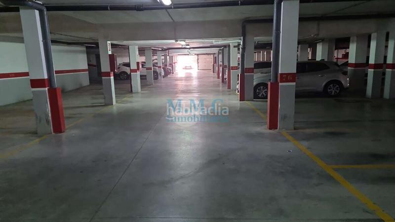 Foto ba798895-ae03-4b62-a8c7-2ba11917dec9. Parking coche en Aguadulce Sur Roquetas de Mar