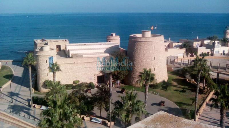 Foto 5825201b-66cb-4579-9eec-3ef4bd8ef1ad. Appartamento in El Puerto - La Romanilla Roquetas de Mar