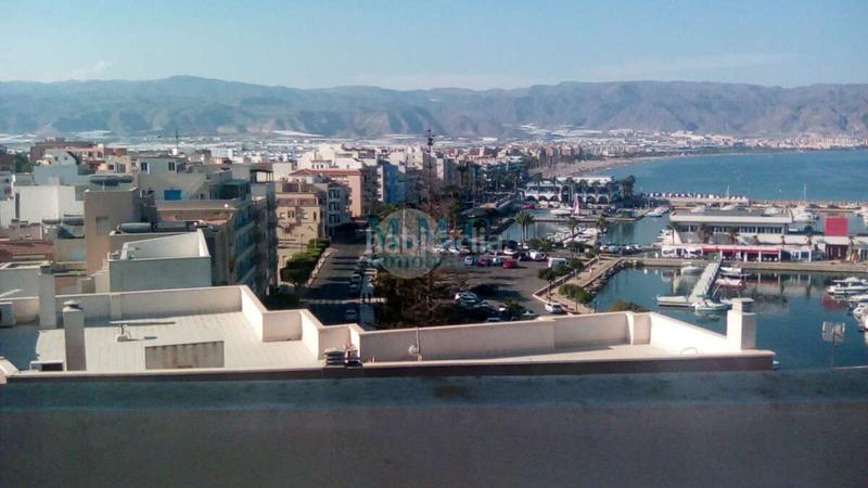 Foto 39d232b1-692b-429e-835c-560eda34ba09. Pis a El Puerto - La Romanilla Roquetas de Mar